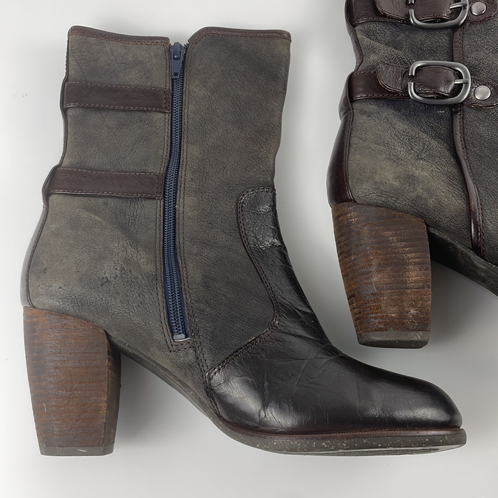 Naya | 3.5” heel Lightning Blue Grey Leather Bootie Edgy Punk Goth Romantic 10.5 - Picture 7 of 14